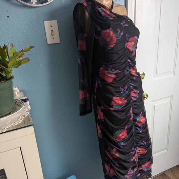 Nastygal One-Shoulder Black Floral Dress - Picture 4 of 8